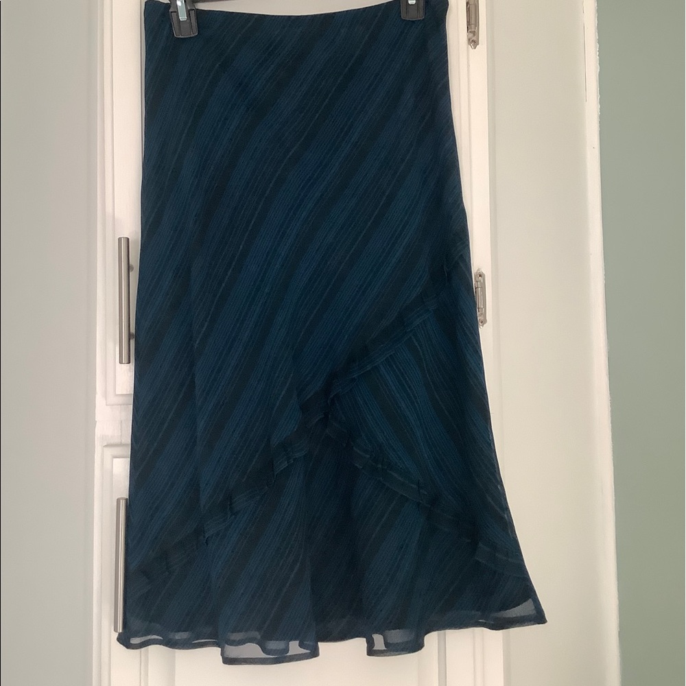 Ruffled Aline Skirt Jones of New York